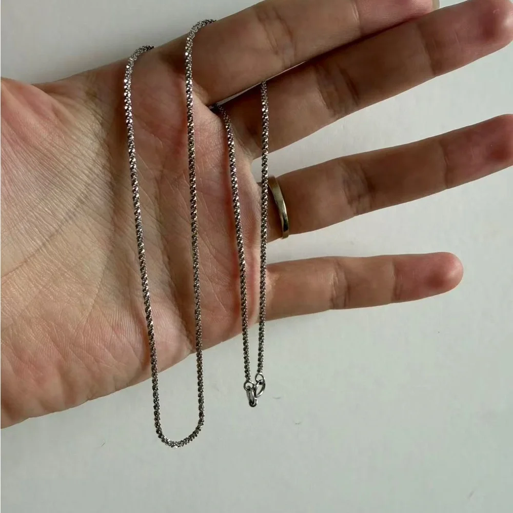 Twisted Rope Necklace in Silver Tone - Elegant Women’s Jewelry